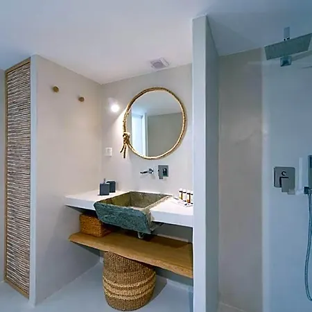La Residences 4*